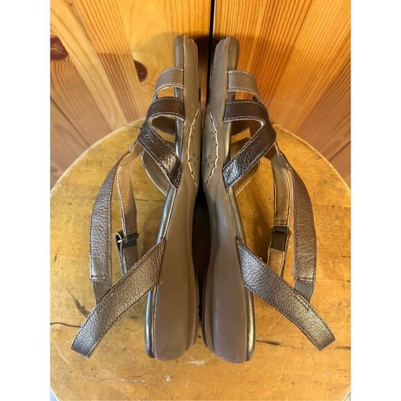 Naturalizer Bronze Women Flats Sz 7W Strappy Shoes Sandals Open Toe - Picture 6 of 9